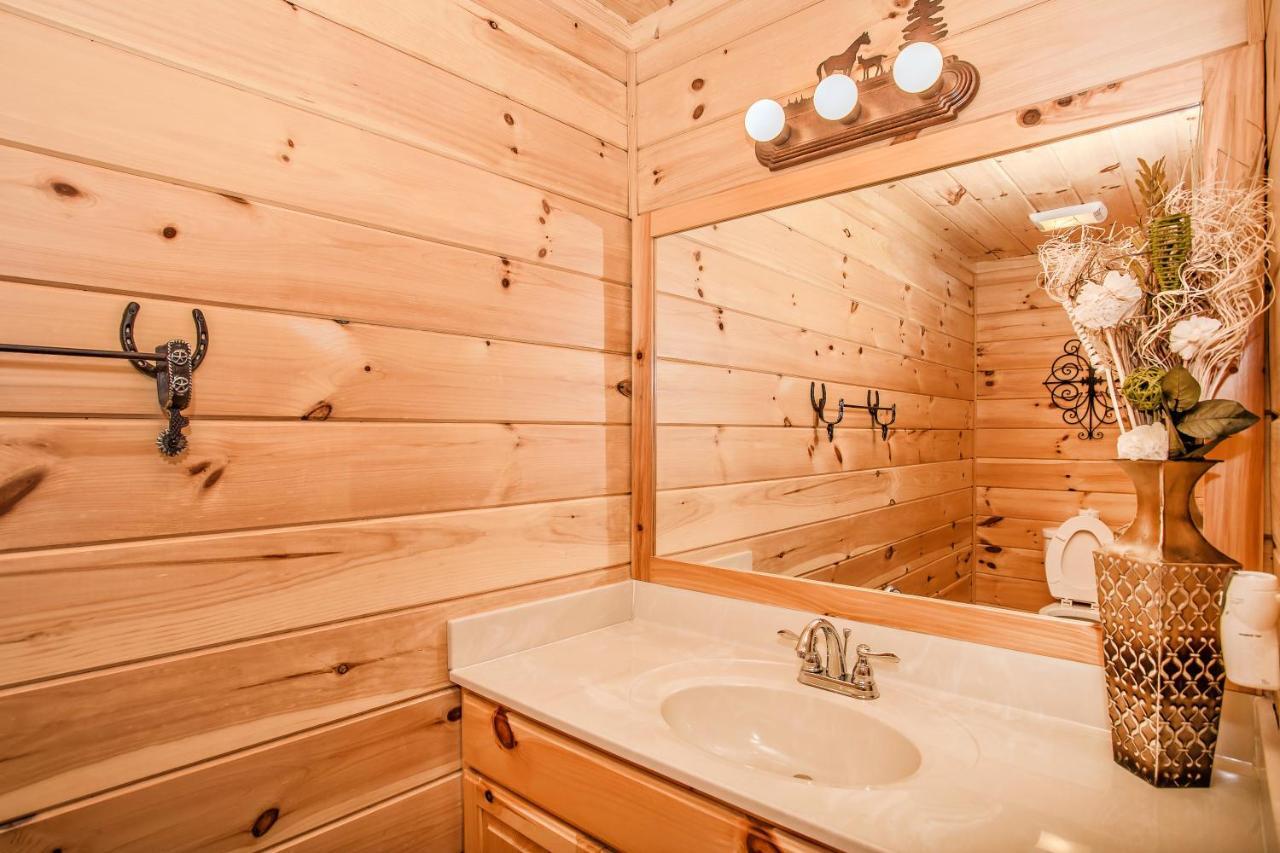 Star Dancer Cabin Gatlinburg Exterior photo